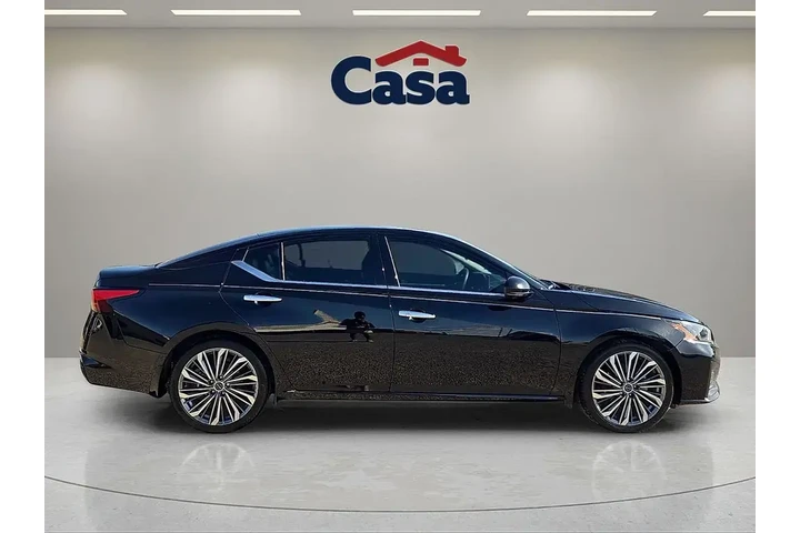 $25595 : Nissan Altima 2024 2.5 SL 4d image 2