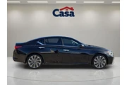 $25595 : Nissan Altima 2024 2.5 SL 4d thumbnail