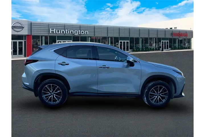 $30499 : Lexus NX 350 2023 AWD 4dr Cr image 9