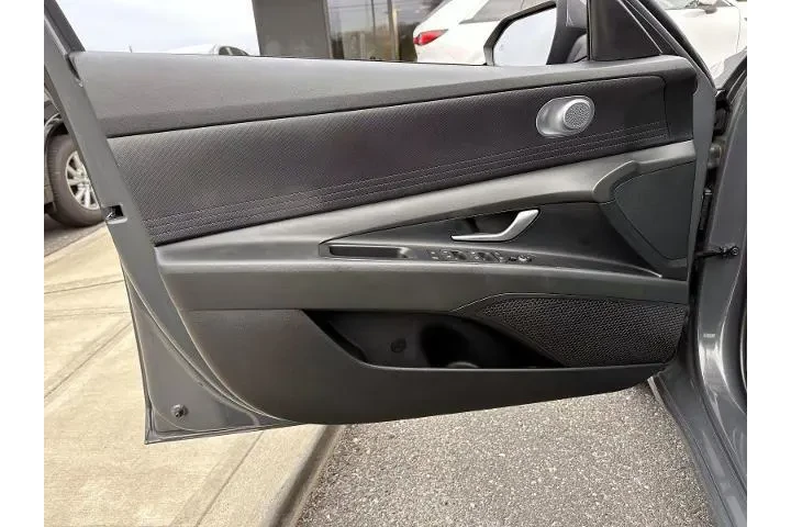 $17888 : Hyundai ELANTRA 2023 SE 4dr image 9