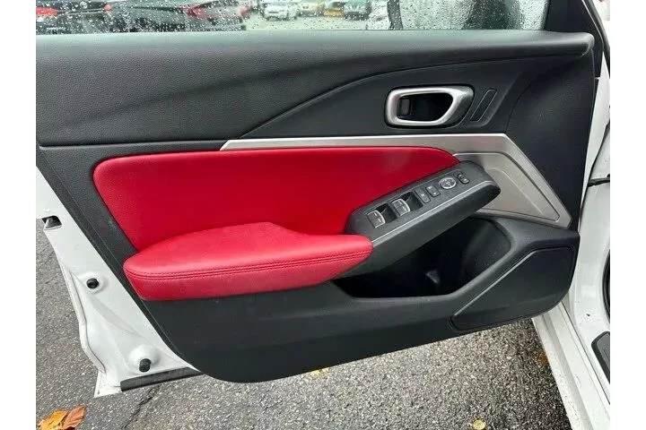 $25601 : Acura Integra 2024 4dr Liftb image 10