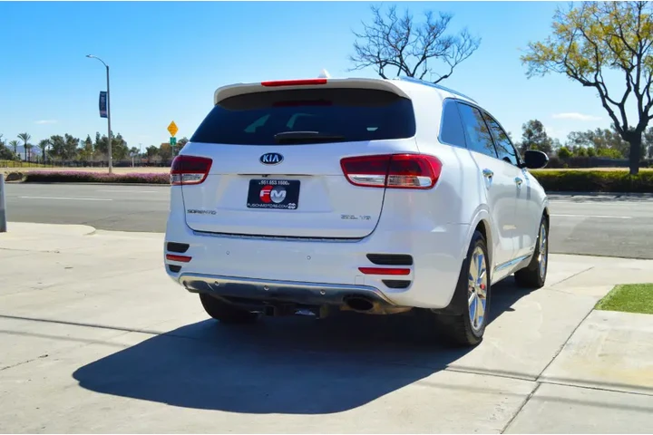 $18495 : Used 2017 Sorento SXL V6 AWD image 5