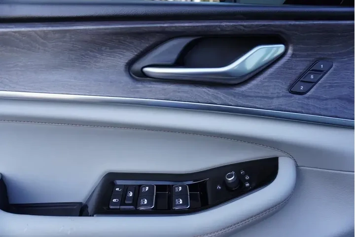 $31788 : Jeep Grand Cherokee 2022 4x2 image 8