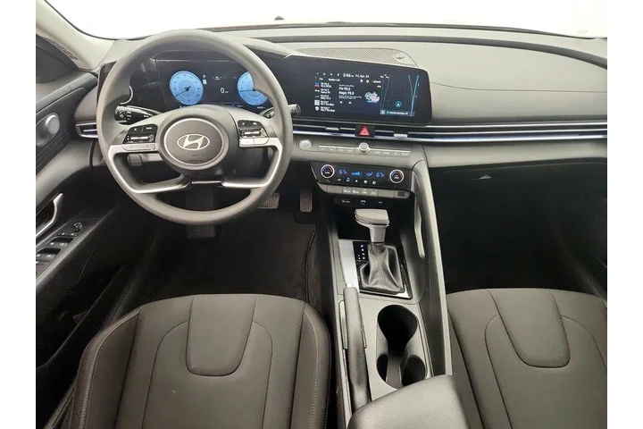 $19998 : Hyundai ELANTRA 2024 SEL 4dr image 9