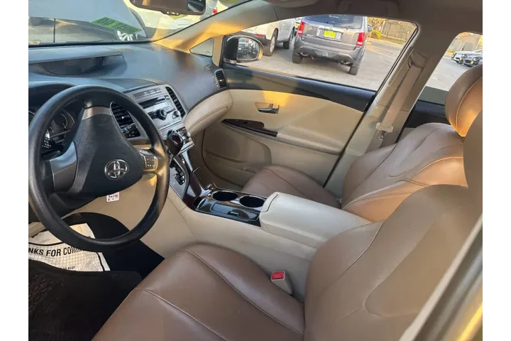 $9999 : 2009 Venza FWD 4cyl image 7