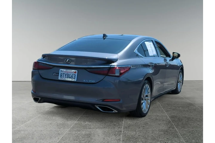 $39159 : Lexus ES 350 2021 Luxury 4dr image 5