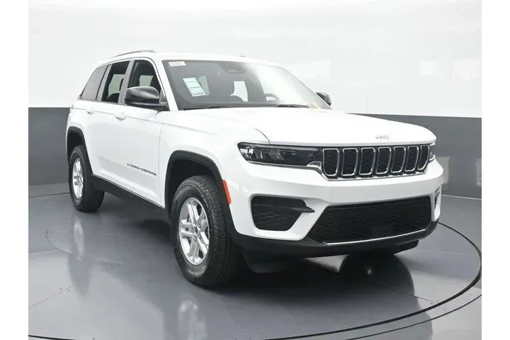 $34838 : Jeep Grand Cherokee 2025 4x4 image 9