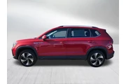 $23000 : Volkswagen Taos 2024 AWD SE thumbnail