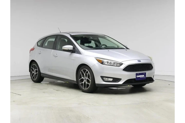 $13998 : Ford Focus 2017 SEL 4dr Hatc image 1