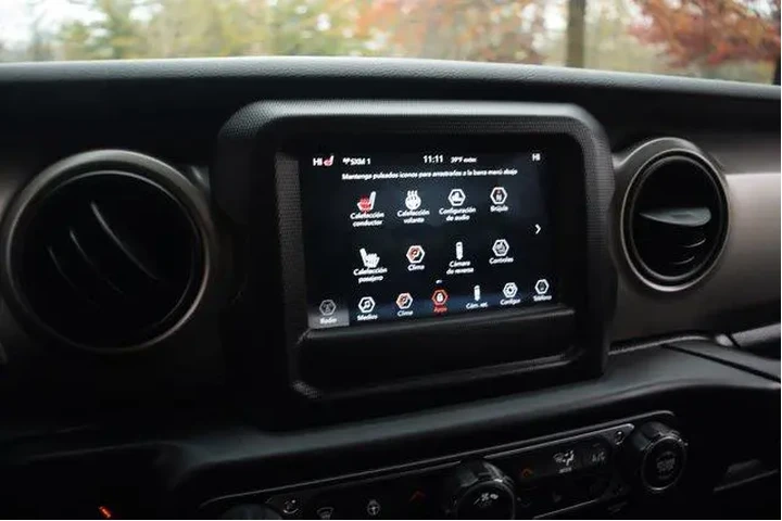 $19500 : Jeep Wrangler Unlimited 2018 image 9