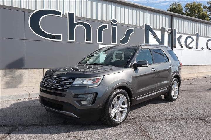 $19988 : 2017 Explorer Limited image 1