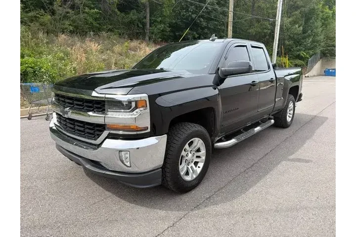 $17990 : Chevrolet Silverado 1500 201 image 3