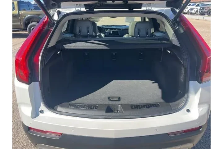 $23476 : Cadillac XT4 2021 Premium Lu image 8