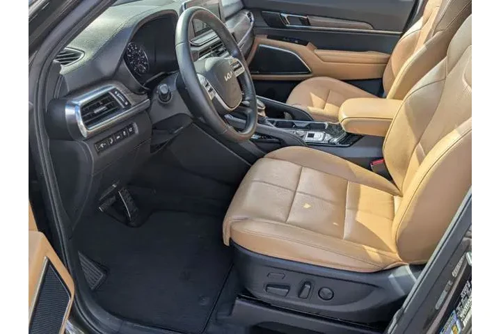 $29997 : Kia Telluride 2022 SX 4dr SU image 5