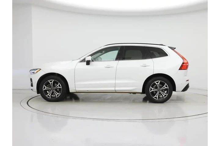 $26998 : Volvo XC60 2022 AWD B5 Momen image 3