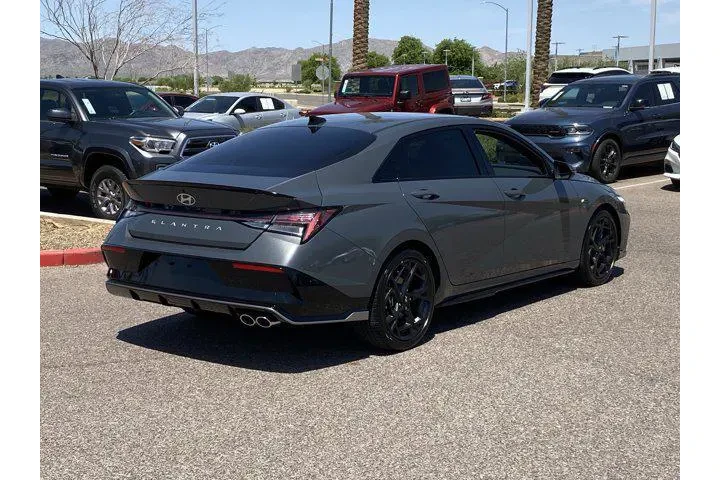 $25261 : Hyundai ELANTRA 2025 N Line image 3