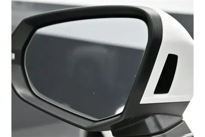 $21069 : Audi Q3 2019 AWD quattro S l image 8