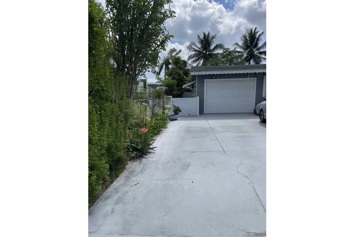 $1050 : Cuarto Privado Para Rentar image 4