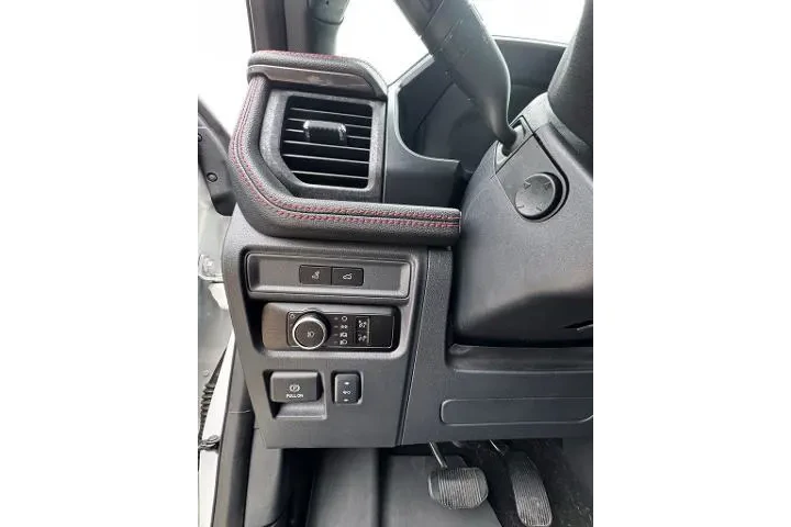 $37195 : Ford Expedition 2023 4x2 Lim image 8