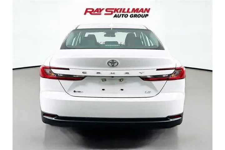 $24975 : Toyota Camry 2025 LE 4dr Sed image 6
