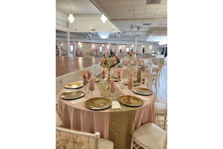 Thee Chateau Banquet Hall image 10
