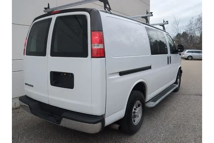 $17795 : Chevrolet Express 2018 2500 image 7