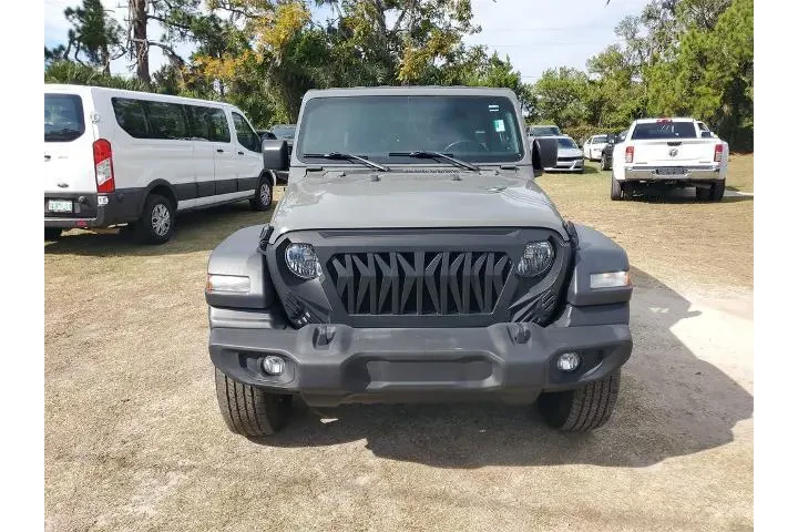 $28399 : Jeep Wrangler Unlimited 2021 image 5