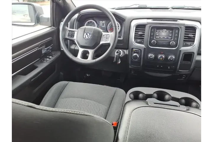 $28988 : Ram 1500 Classic 2024 4x2 SL image 4