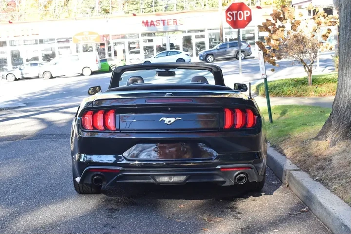 $13995 : Ford Mustang 2019 EcoBoost 2 image 7