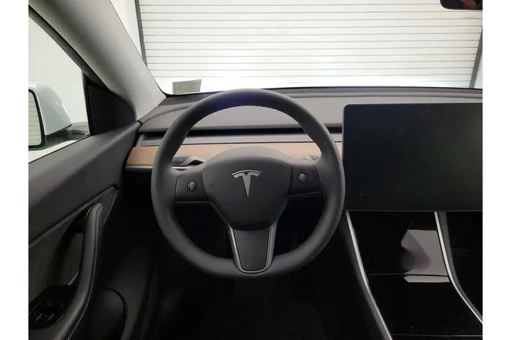 $25998 : Tesla Model Y 2021 Standard image 10