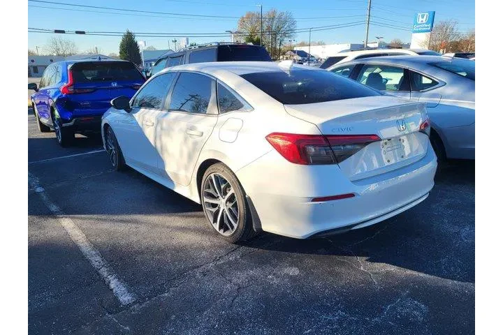 $25917 : Honda Civic 2023 Touring 4dr image 6