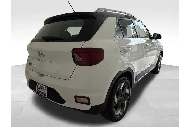 $21662 : Hyundai VENUE 2024 SEL 4dr C image 7