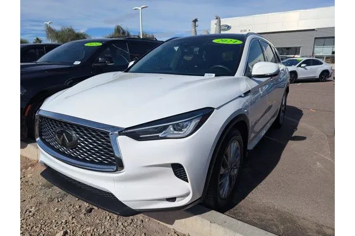 INFINITI QX50 2024 Luxe 4dr image 6