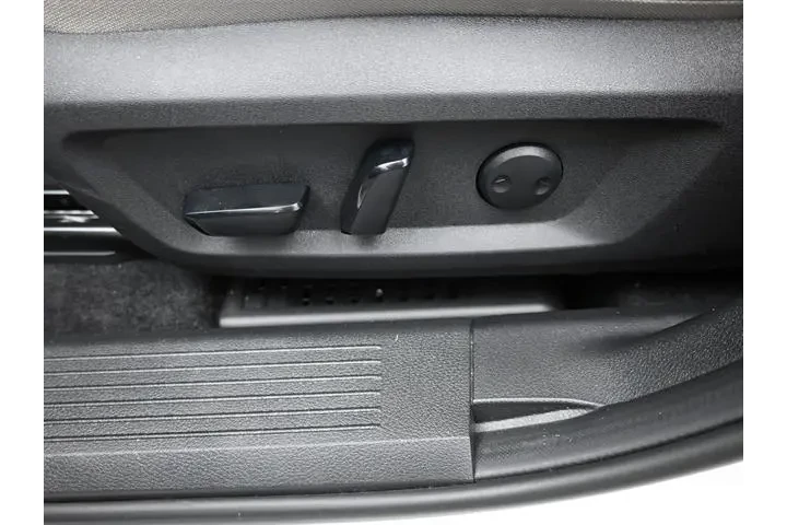 $39991 : Nissan Rogue 2025 AWD SL 4dr image 8