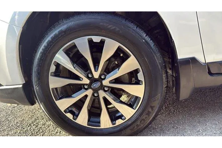 $12347 : Subaru Outback 2017 AWD 2.5i image 4