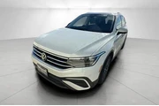 $19995 : Volkswagen Tiguan 2022 SE 4d thumbnail