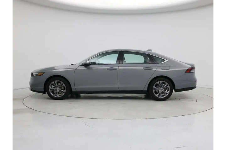 $32998 : Honda Accord Hybrid 2024 EX- image 3