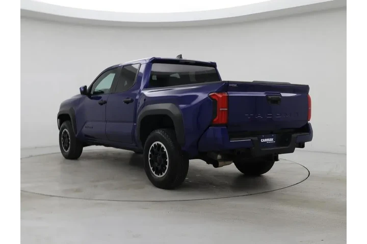 $37998 : Toyota Tacoma 2024 4x4 TRD S image 2