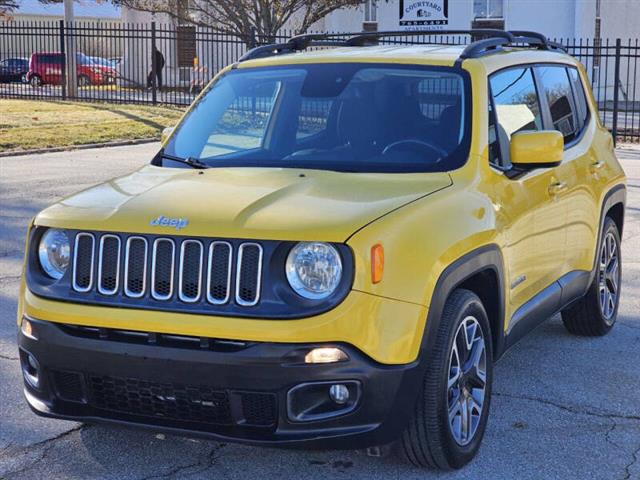 $6995 : 2016 Renegade Latitude image 4