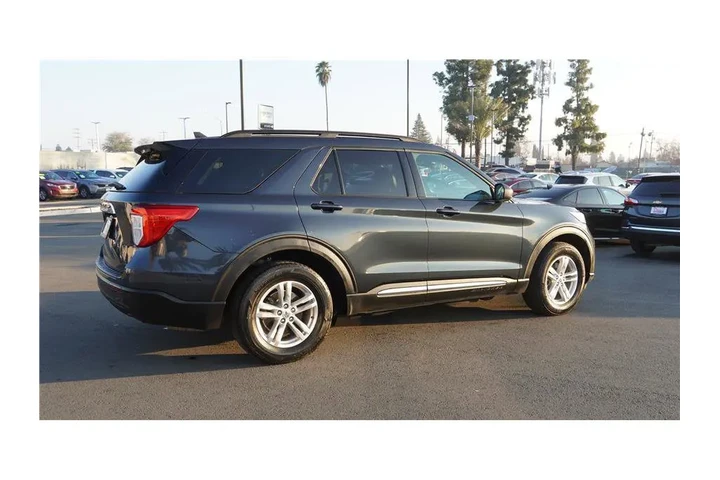 $24984 : 2023 Explorer XLT image 6