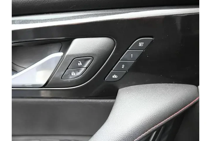 $27855 : Chevrolet Blazer 2023 RS 4dr image 7