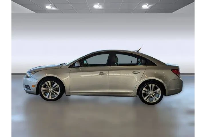 $5999 : Chevrolet Cruze 2011 LTZ 4dr image 2