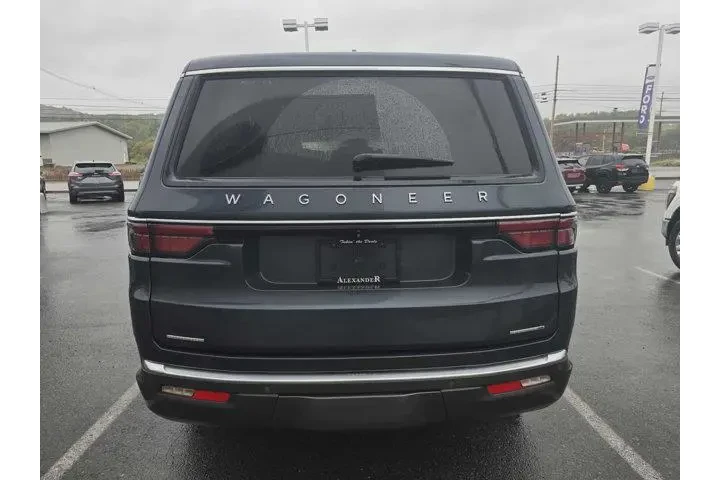 $37500 : Jeep Wagoneer 2022 4x4 Serie image 4