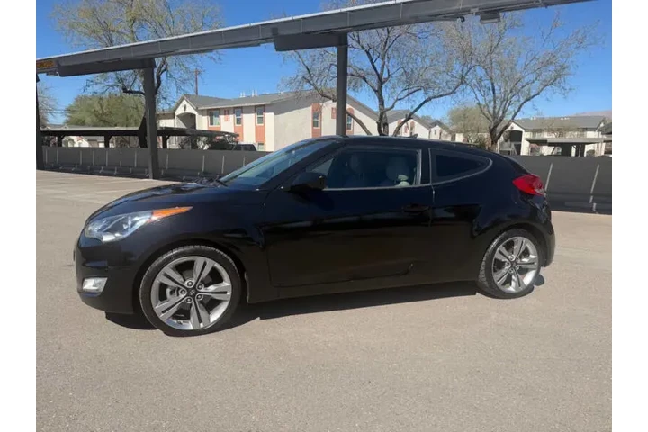 $8995 : 2013 Veloster image 1