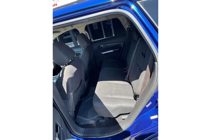 2014 Edge SE image 8