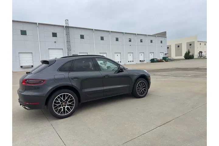 $14816 : Porsche Macan 2018 AWD S 4dr image 5