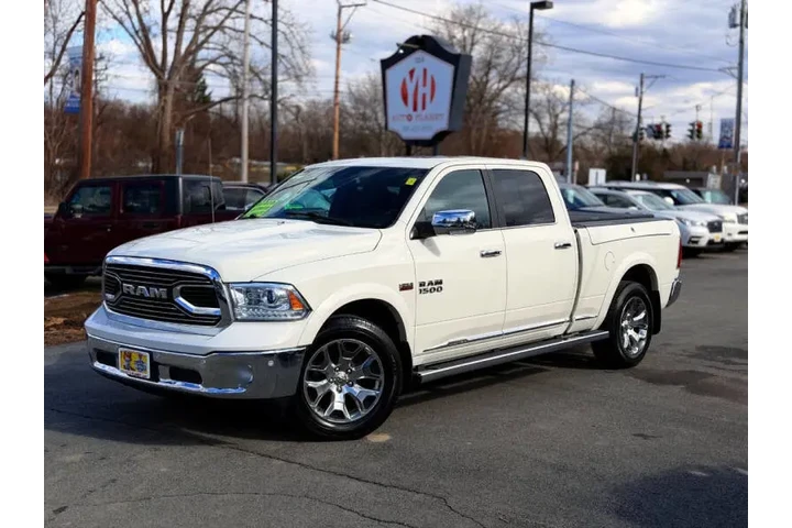 $25995 : 2017 RAM 1500 Laramie Limited image 3