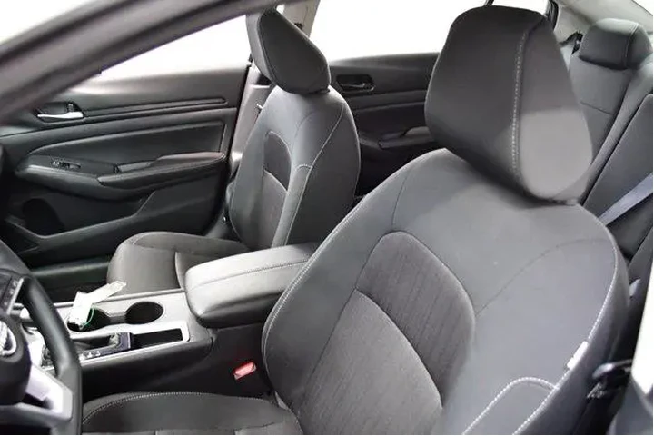 $21994 : Nissan Altima 2025 2.5 SV 4d image 9