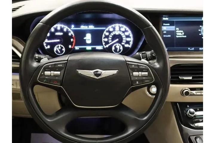 $25995 : Genesis G90 2017 5.0 Ultimat image 6
