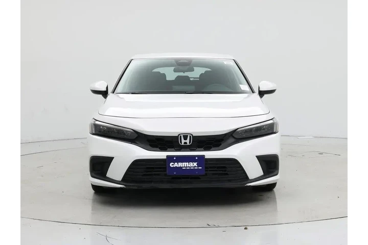 $25998 : Honda Civic 2024 LX 4dr Hatc image 5